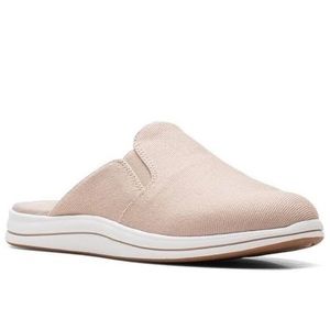 Clarks Women's Tan Mules
